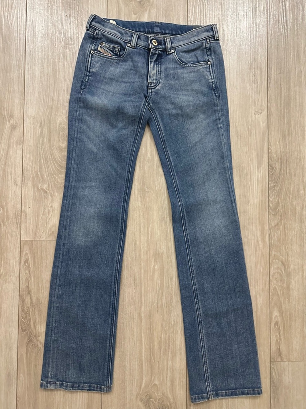 Diesel Doozy Low Rise Bootcut jeans 27